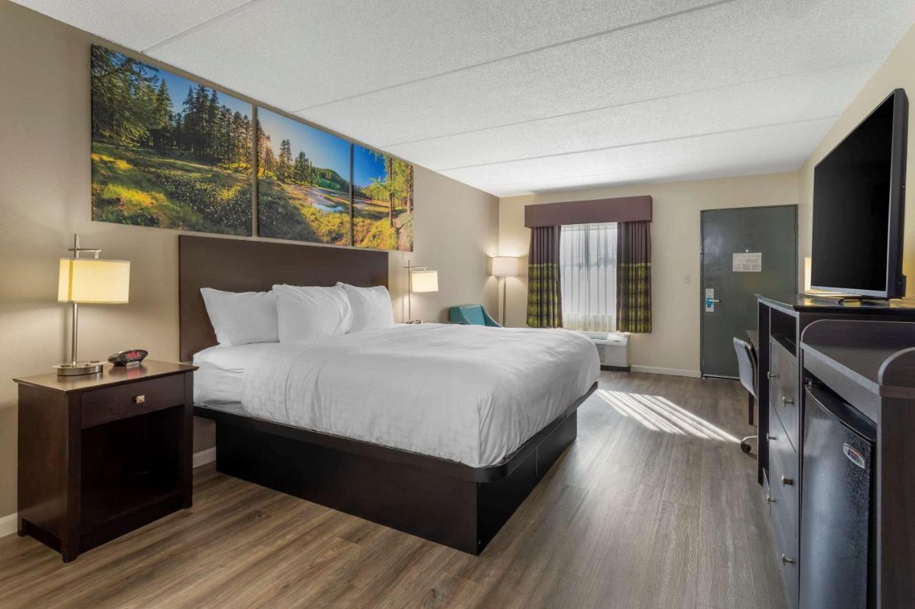 Clarion Pointe Kimball By Choice Hotels Екстер'єр фото